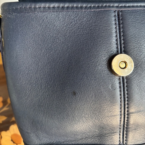 Vintage Coach Equestrian Small Flap #9801 - Picture 11 of 16